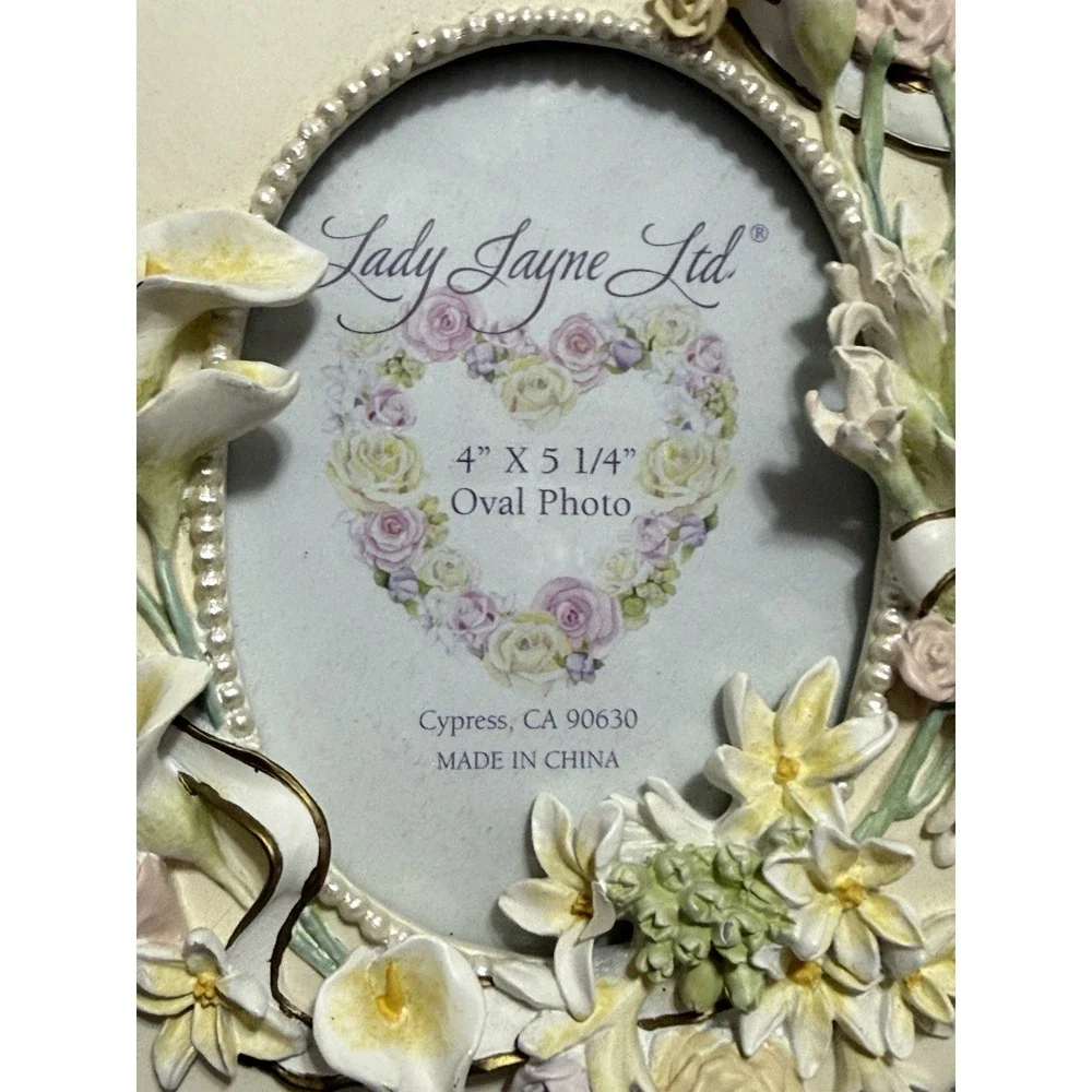 VTG‎ Lady Jayne Ltd Floral Oval Picture Frame 4x5 Romantic Wedding Cottage Chic